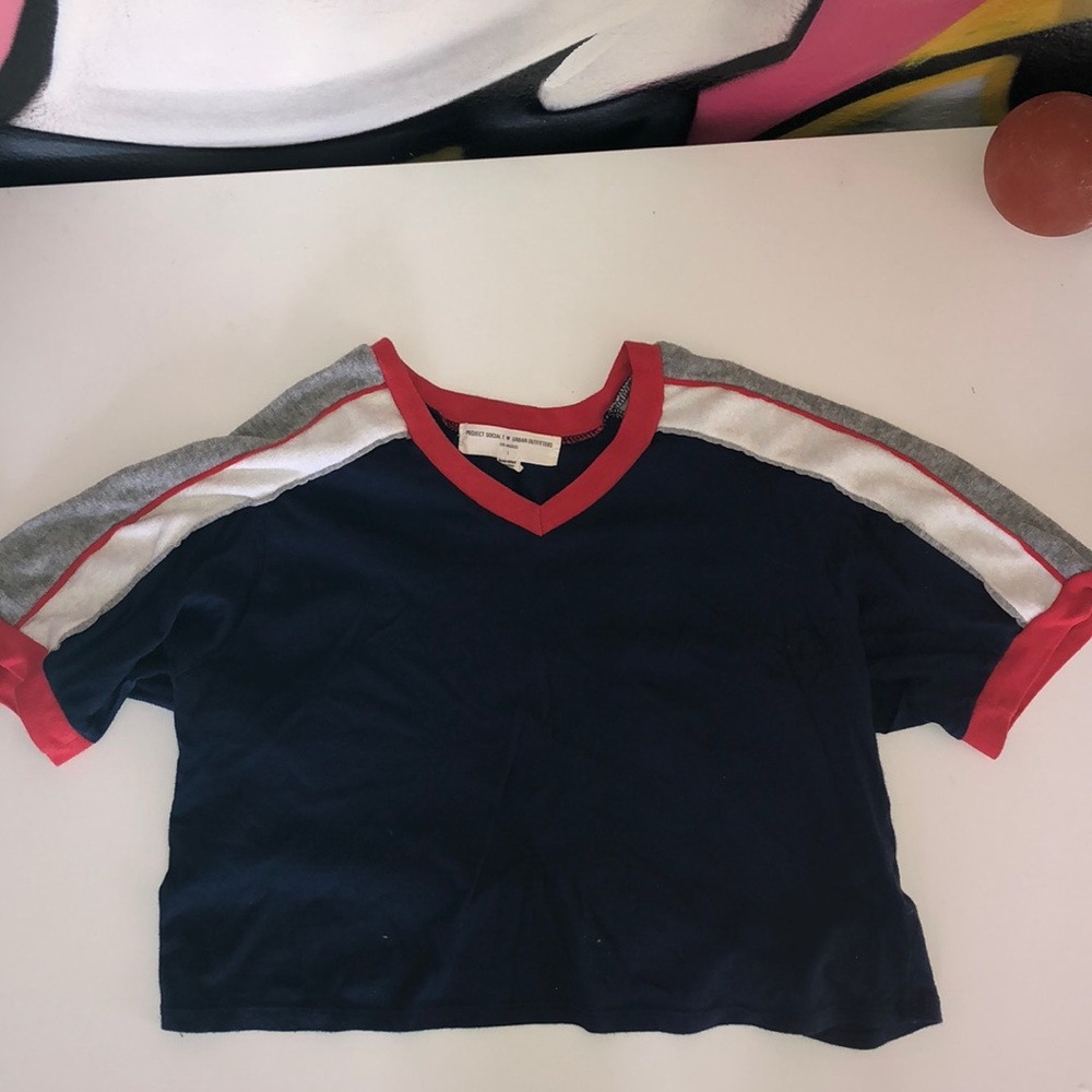 urban outfitters crop top